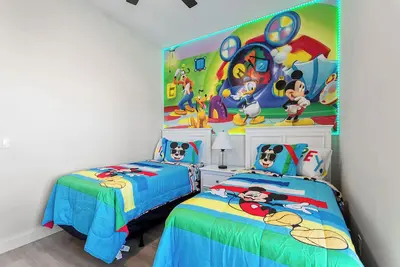 Image de Family-Friendly 4br Villa with Pool, Games Room, Minutes from Disney