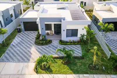 Image de Sun-Soaked Paradisiac Escape|3br, Private Beach, Pool