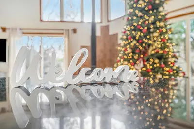 Image de Pet-Friendly A-Frame with Chef Service & Firepit