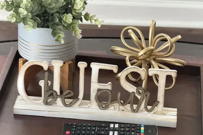 Image de Spacious 5-bedroom Townhome in Summerville. Keep Your Group Together, Safe!