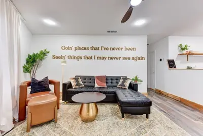 Image de Downtown Gem | Independence Bungalow @ Beer Ranch Project