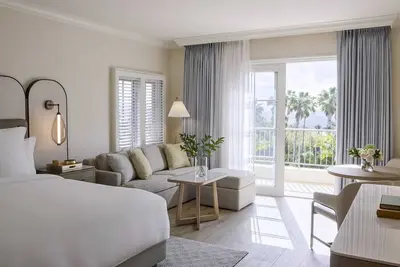 Image de 1200 sq ft luxur studio 1 bedroom condo, full kitchen, 1 private balconies,