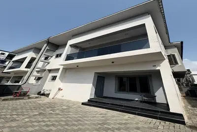 Image de Luxury 3-Bedroom Apartment with Bq in WhiteSand Beach Estate, Lekki, 24/7 Power
