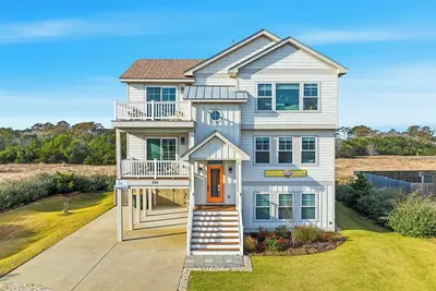 Image de Summer Moon | 1, 615 ft to the beach | Private Pool, Hot Tub, and Dog Friendly