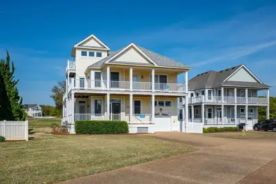 Image de Seas the Day: Dog-Friendly. Soundside, Private Pool, Currituck Club Amenities!