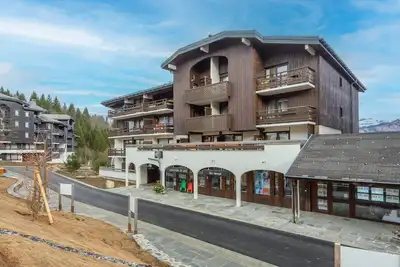 Image de Appartement de ski moderne pour 4 à Morillon