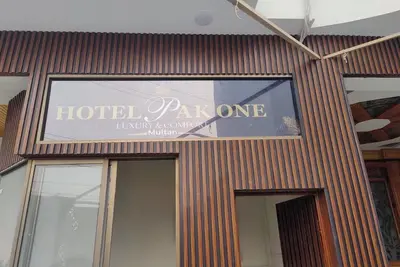 Image de Amazing 7-bedroom apartment with Ac in welcoming Multan