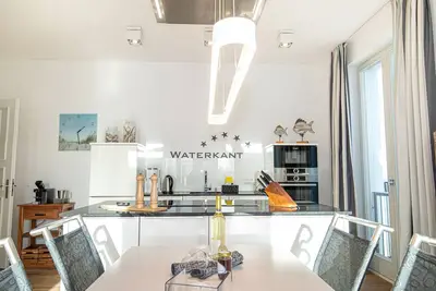 Image de Vacation apartment/apartment for 4 guests with 91m² in Sellin (304316)
