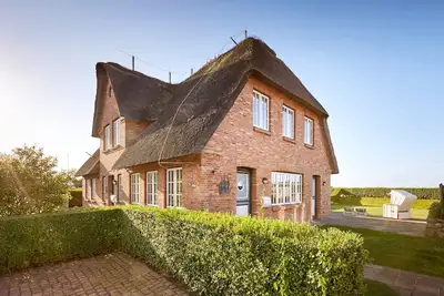 Image de Vacation home for 6 guests with 190m² in Borgsum (306645)