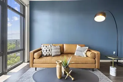 Image de 4 Units | Modern Stay Rooftop Deck & Spacious Kitchen | Walk to National Mall