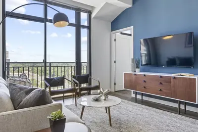 Image de 3 Units | Family Getaway in the Heart of Dc | Dining, Parks, & History Nearby