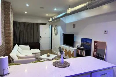 Throopstar Apartment