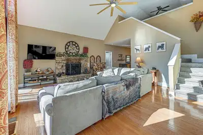 Home w/ Fire Pit & River Access in Sapphire Valley