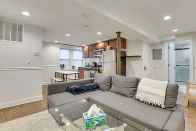 Image de Heart of Wicker Park! Updated Apt in Walkable Area