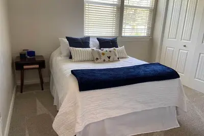 Image de Convenient North Boise 3-bedroom 2. 5 Bath House