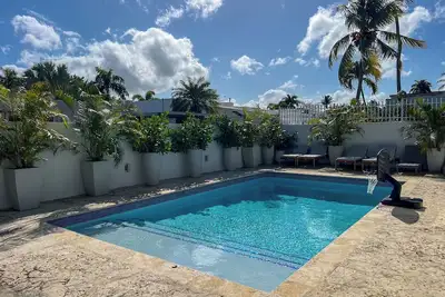 Luxury Coastal Villa: Private Pool - Beach - Resort Style