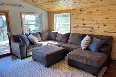 Image de Cozy Cedar Lake Cabin