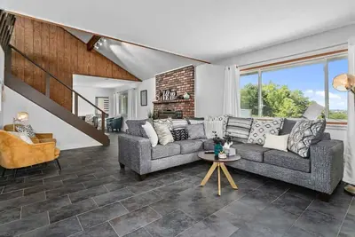 Image de Beautiful & Spacious Home+Groups|6br|Quiet & Cozy