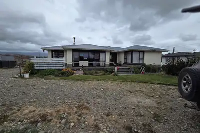 Image de Inviting Tuatapere House: 10 Min to Waiau Mouth & Clifden Bridge, Close to Shops