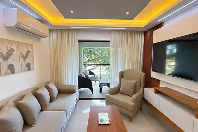 Image de 3br Condo by the Airport Gym Pool Security Parking