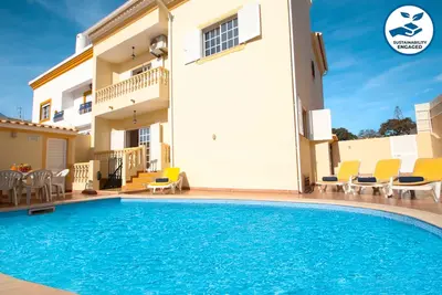 Villa with Pool and Bbq in Galé, Albufeira