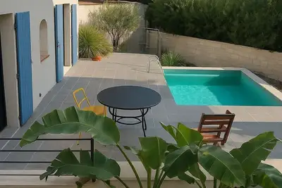 Maison avec piscine et accès direct à la plage