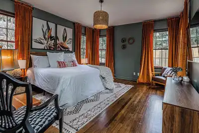 Image de Executive Retreat in Fondren