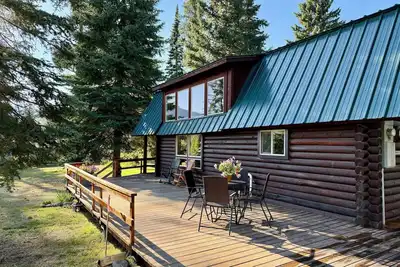 Image de Glacier Lily cabin near West Glacier