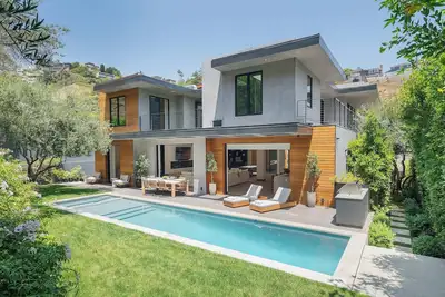 Image de Villa Alfi by LuxJB 🏆 New Hollywood Hills Mansion with Iconic Views
