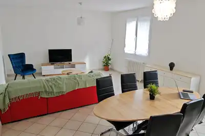 Image de Maison à Poitiers, 2 chambres, 7 personnes avec parking.