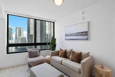 Image de Prime Downtown Miami | Rooftop Pool & Gym
