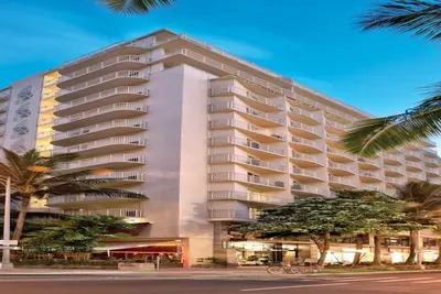 Image de Experience the Ultimate Family Fun at Wyndham Waikiki Beach Walk- 2 Bd. Dlx. Ll