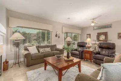 Image de Got Golf? Scg. 2 Bedroom Perfect. Woof!