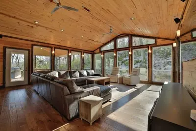 Image de Pool House Group