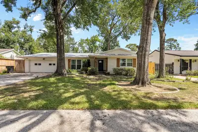 Image de With pool-Spacious 3-bedroom home in center Houston
