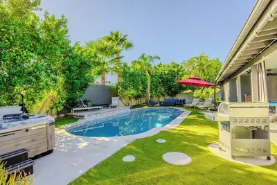 Image de Luxury Private Scottsdale Home with Pool, Hot Tub & Fire Pit - Sleeps 12