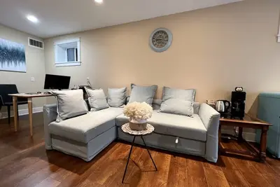 Image de Beautiful 1 bedroom suite close to Ubc