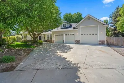 Image de Goldfinch Retreat in Eagle, Id