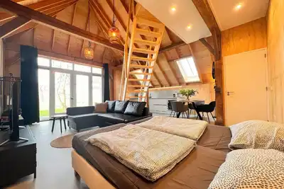 Image de Farmer shed from 1899