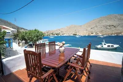 Image de Seaside House | Mythos House • Symi • Sleeps 6