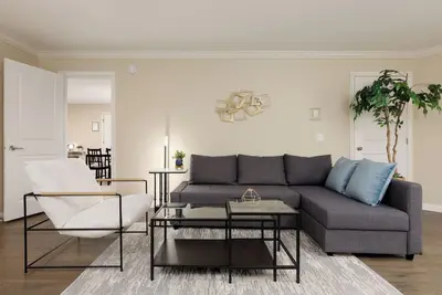 Image de Spacious 2br/2Bath Suite Near Steveston & Yvr