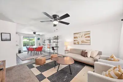 Image de Paradise Valley Village Home with Large Backyard Pool