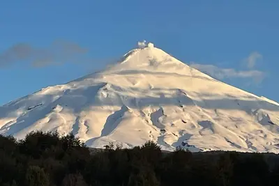 Image de House with Sauna, Hot Tub and Heated Swimming Pool
