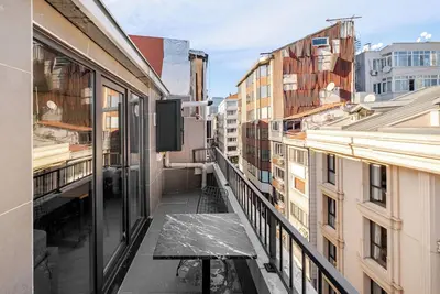 Image de Modern Penthouse w/ Private Terrace Near Metro
