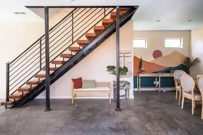 Image de Gorgeous Retreat in East Atx; 5 mins to downtown!