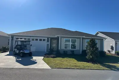 Image de 3-bedroom cottage in the Villages Street of Dreams Golf Cart included