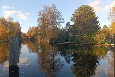 Image de Your time-out in Grünheide: Holiday home - Anchorage on Lake Werlsee with jetty and sauna