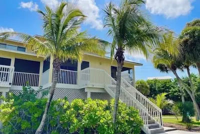 H2 0asis! : Gulf-front at Hideaway Bay