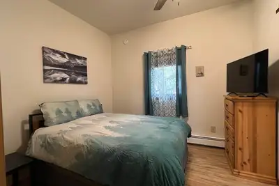 Image de Lakefront Apartment-Private with Laundry