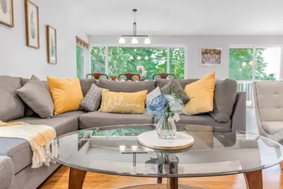 Image de Spacious 6br/4ba | Close to Airport @South Seattle